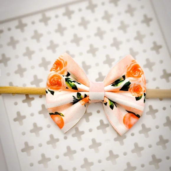 Girls hair bow, handmade hair bow, baby hair bow - Picture 2 of 2
